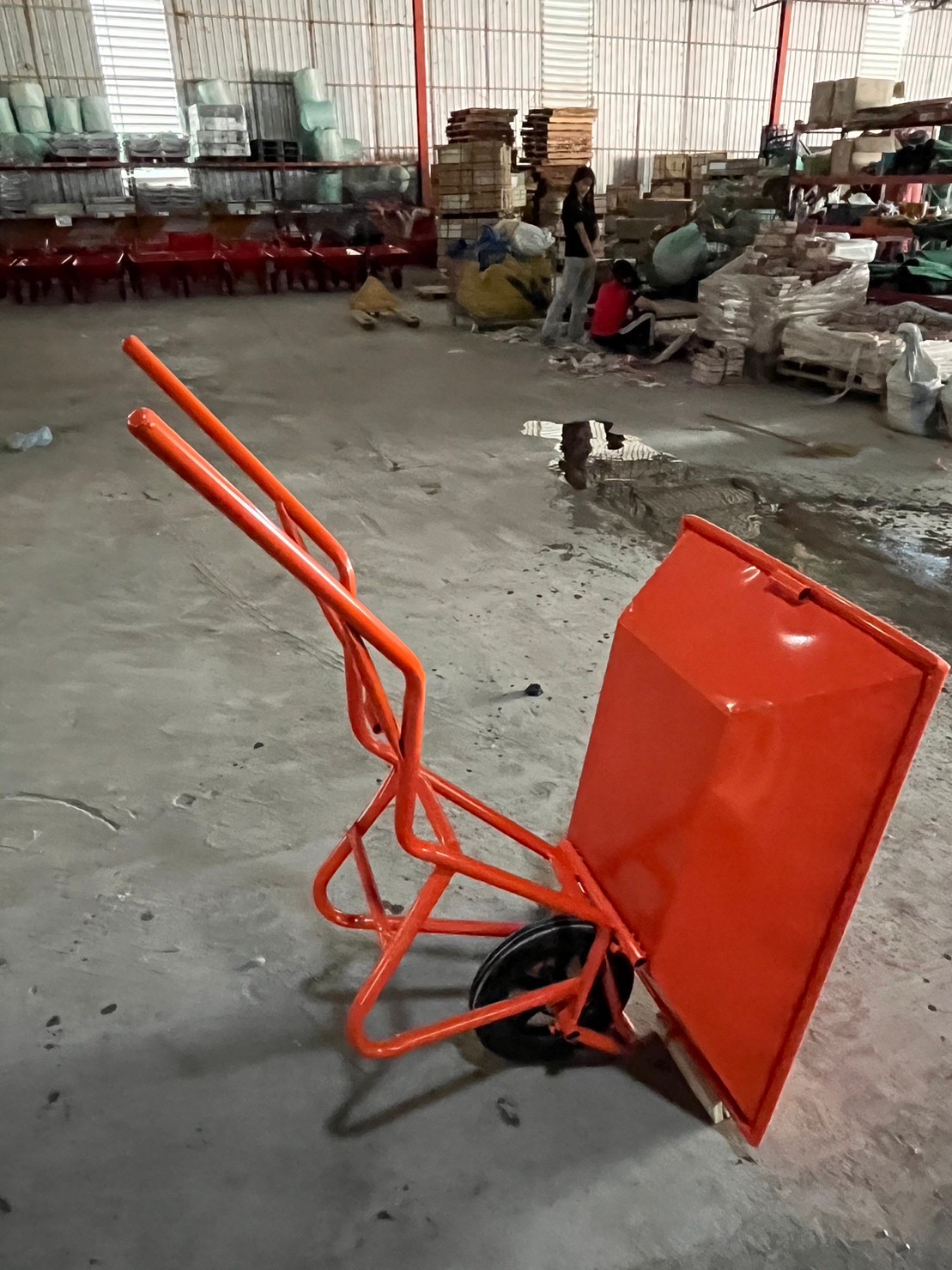 ล้อเดี่ยว แดง ล้อPVC ยกดั้มได้ มีที่ล็อค