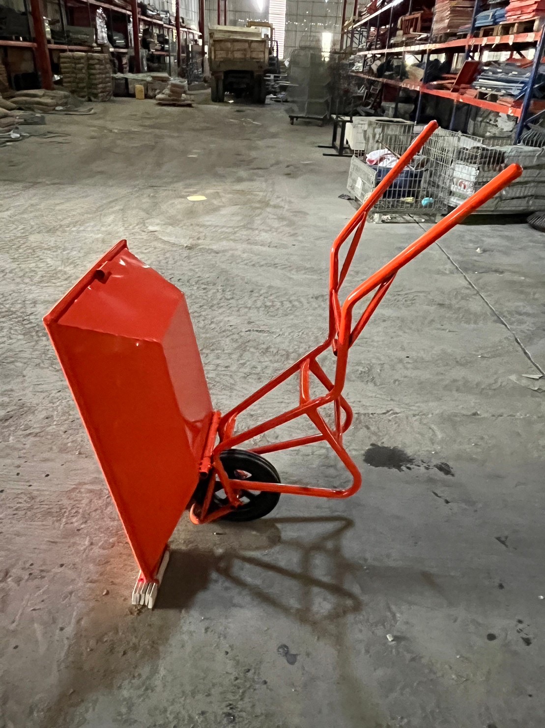 ล้อเดี่ยว แดง ล้อPVC ยกดั้มได้ มีที่ล็อค